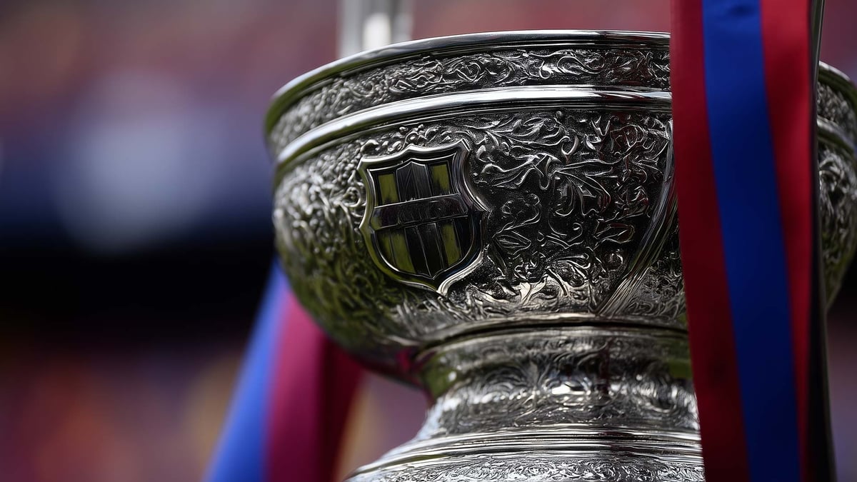 En stillbild på en trofé.